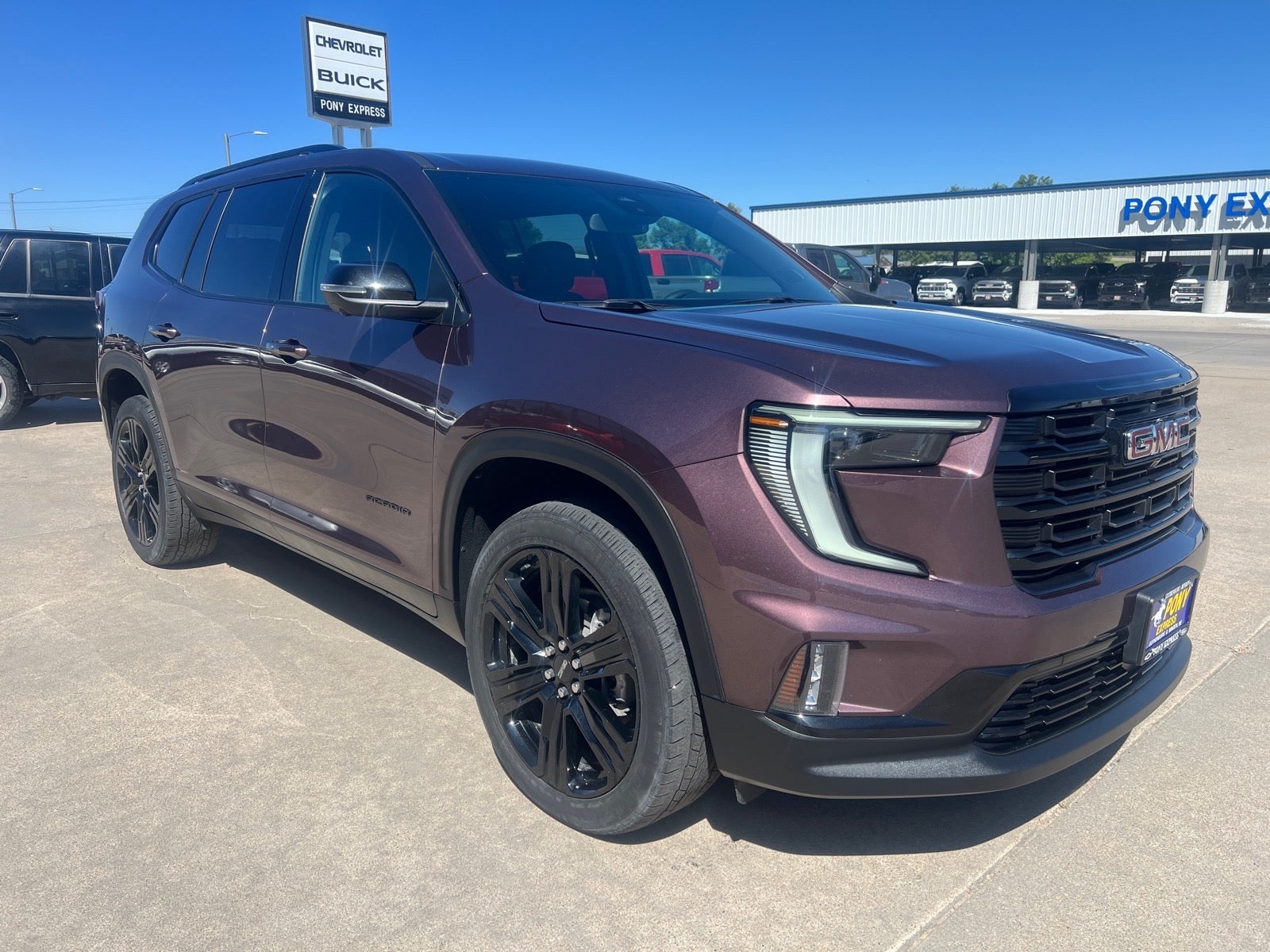 2025 GMC Acadia Elevation