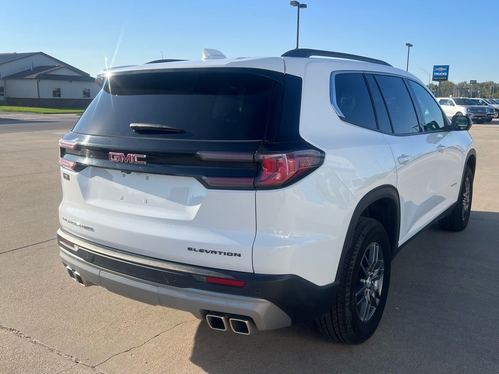 2025 GMC Acadia Elevation