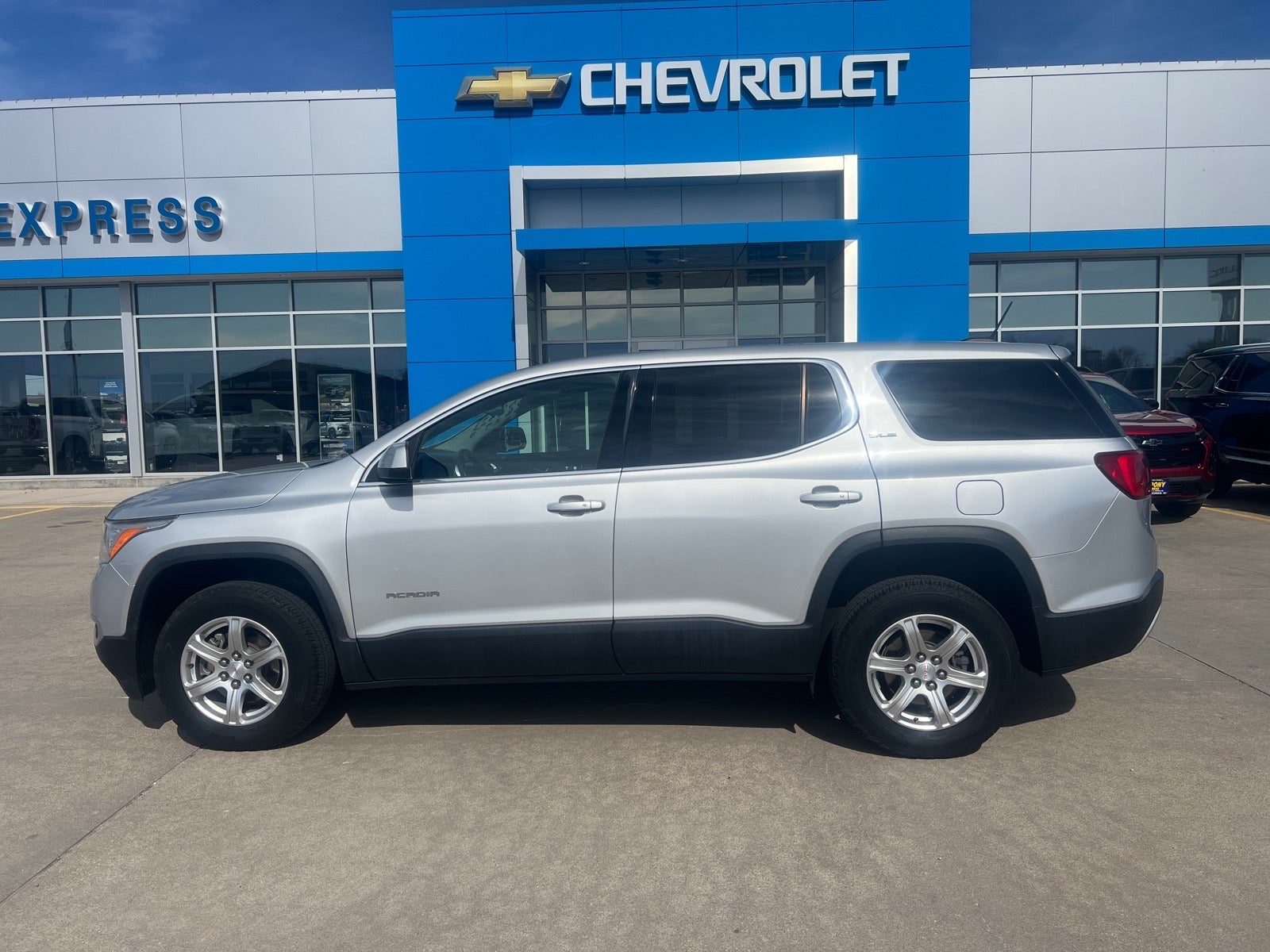 2019 GMC Acadia SLE