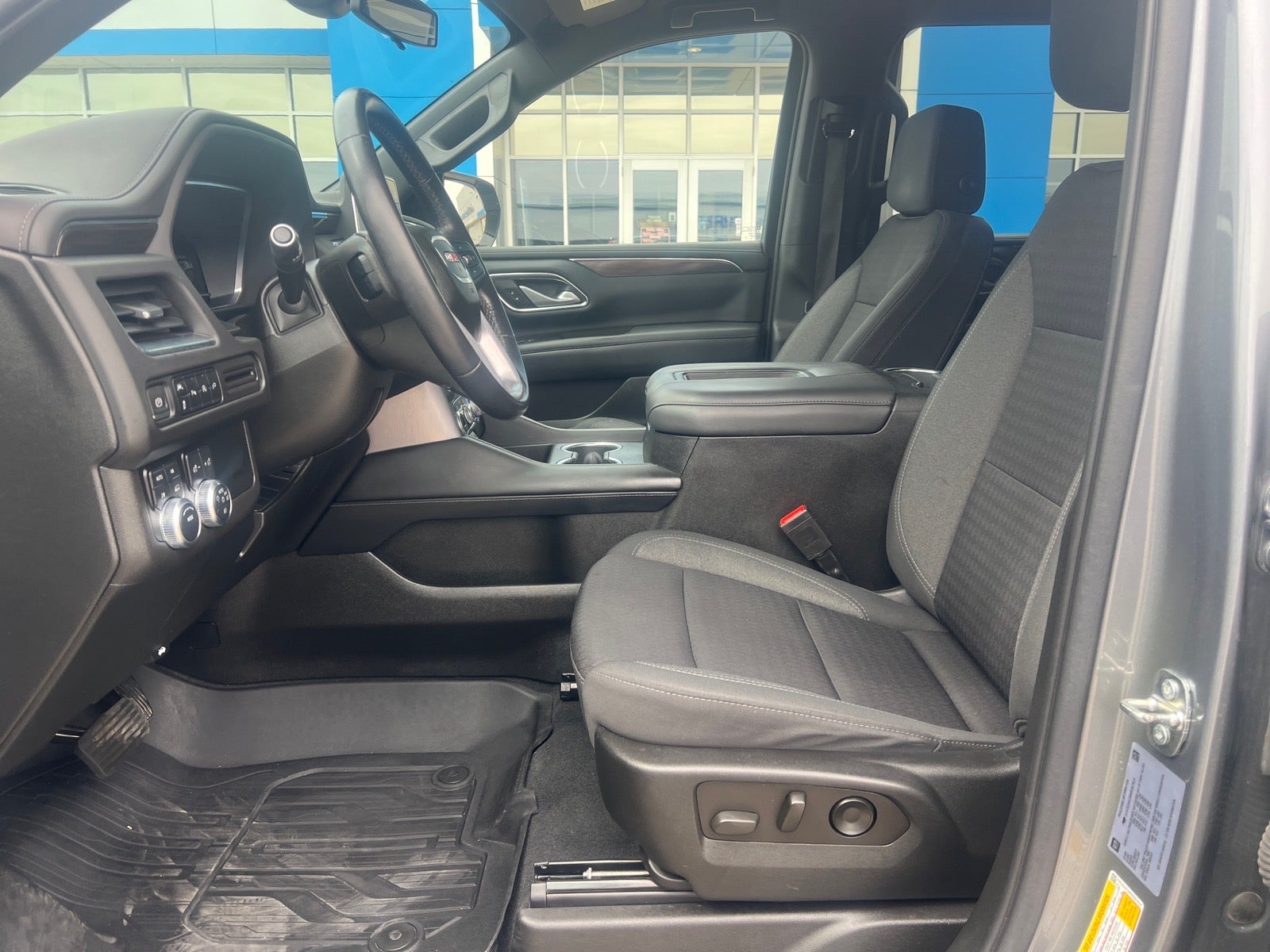 2022 GMC Yukon SLE