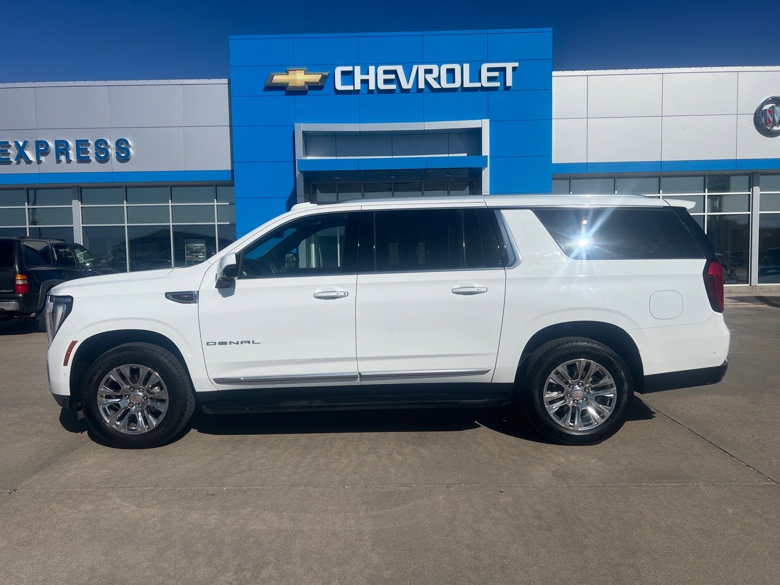 2025 GMC Yukon XL Denali