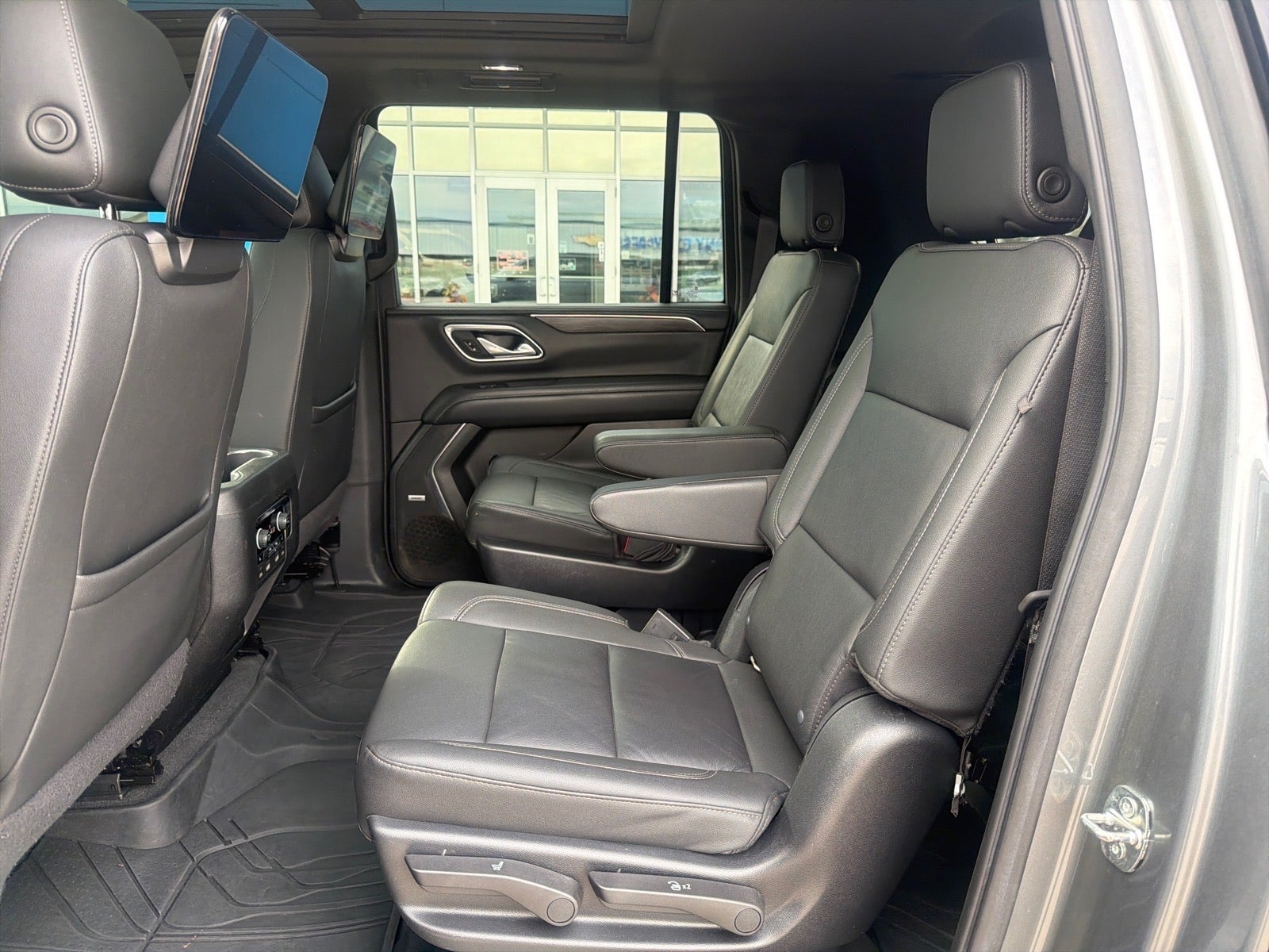 2022 Chevrolet Suburban Z71