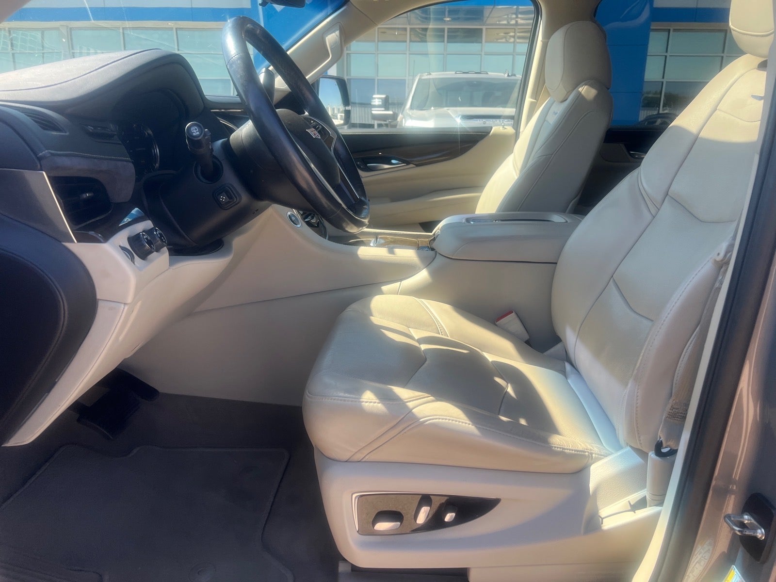 2019 Cadillac Escalade Premium Luxury