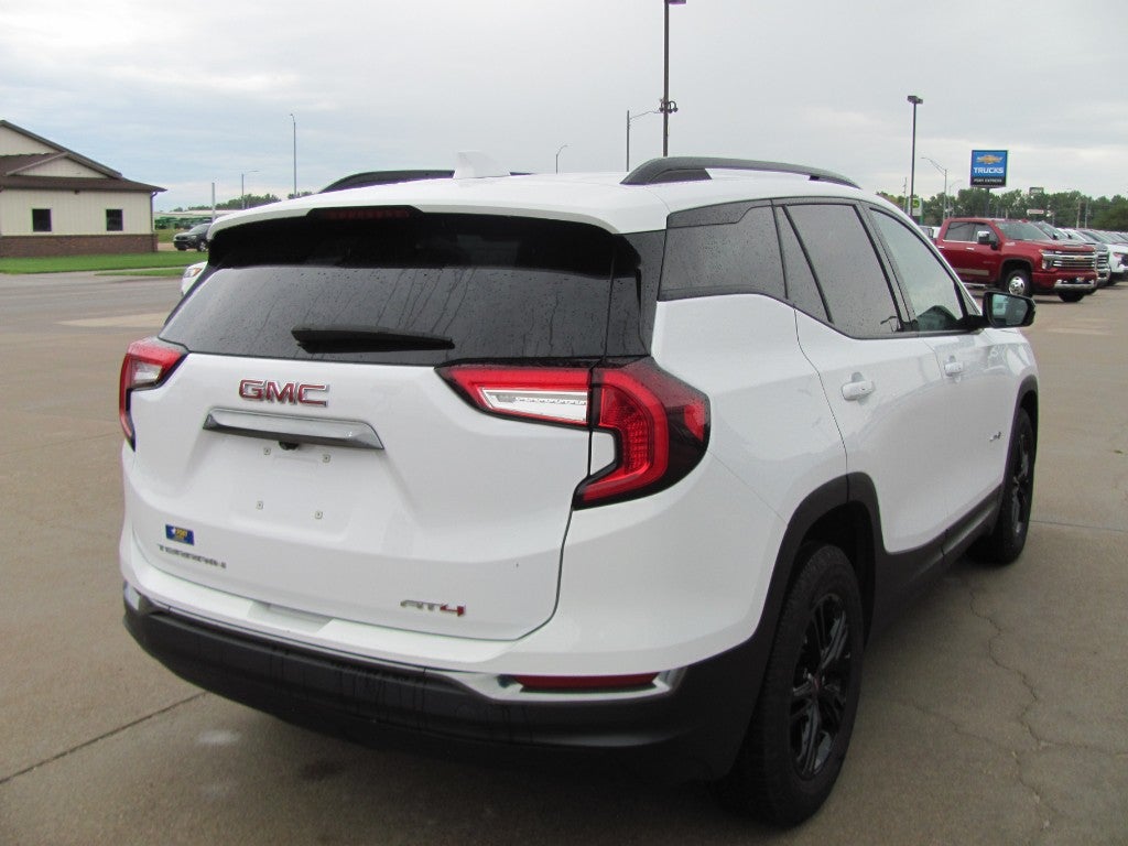 2023 GMC Terrain AT4