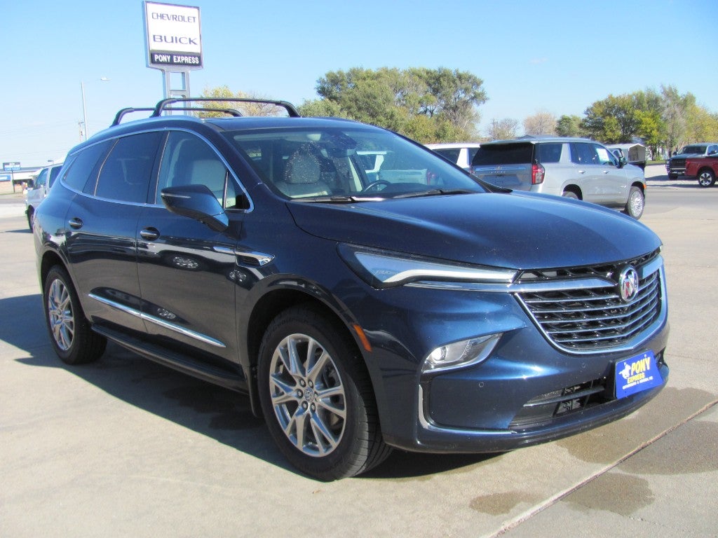 2023 Buick Enclave Premium