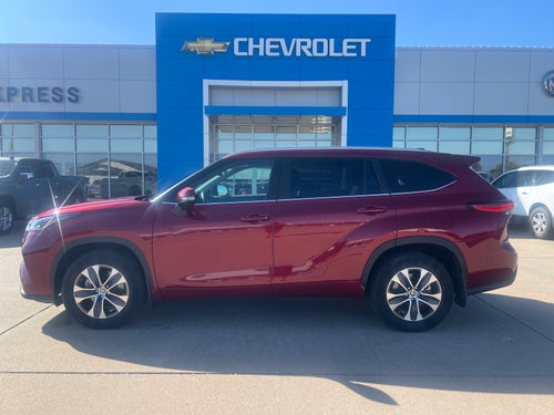 2023 Toyota Highlander L